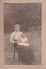 Frau mit Kind Frau mit Kind