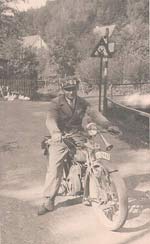 Zur Arbeit mit DKW mit Hupe Zur Arbeit mit DKW mit Hupe